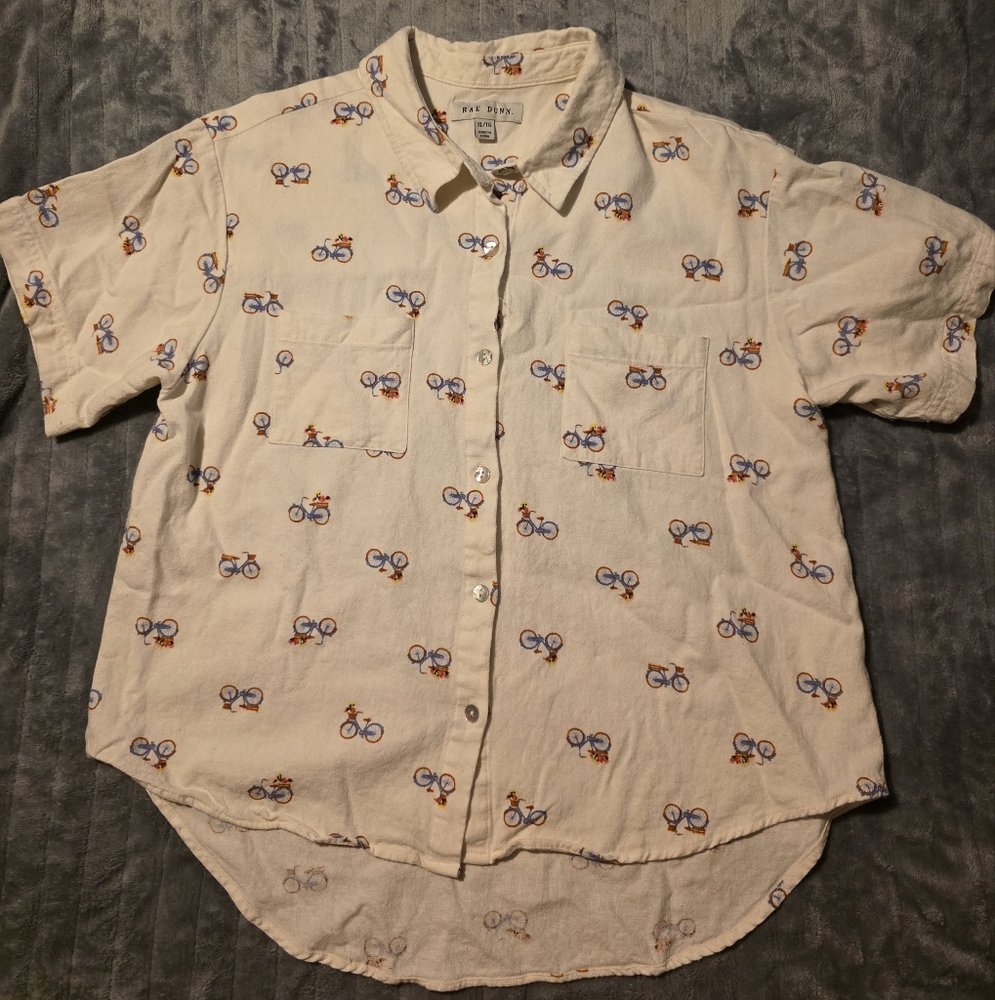 Casual Bicycle print top. Size XL